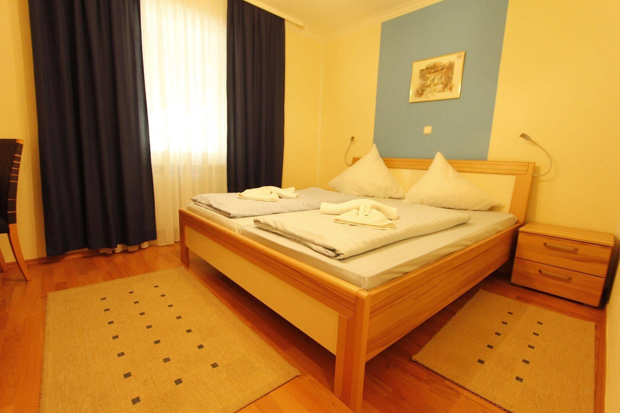 Hotel Adria Stuben Urbar  Exterior foto